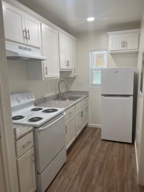 ***Fall Move in Special $149.00*** – photo 1