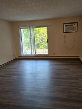 911 6TH AVE NE, #205