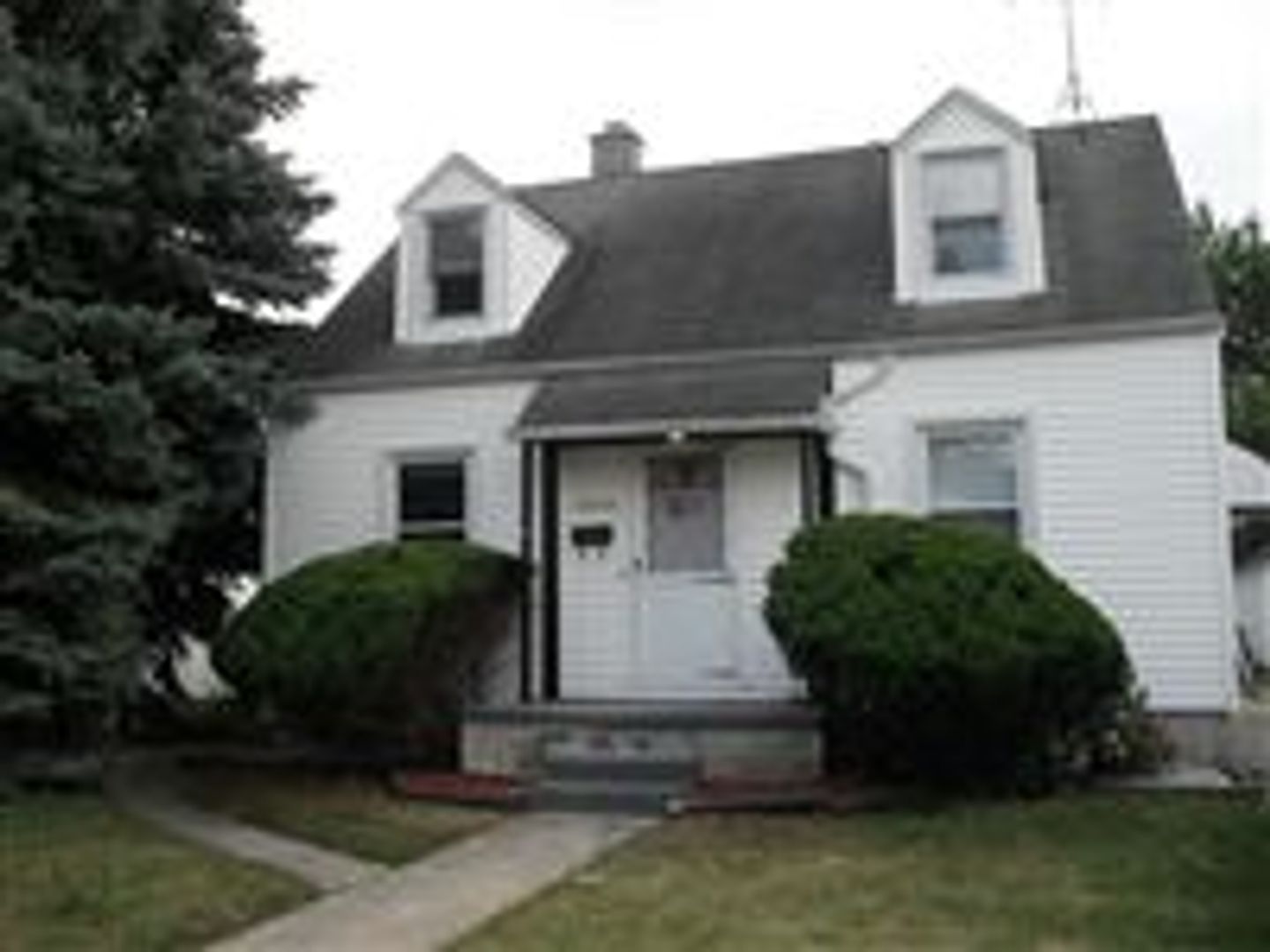 Eastpointe House: 15354 Evergreen Ave