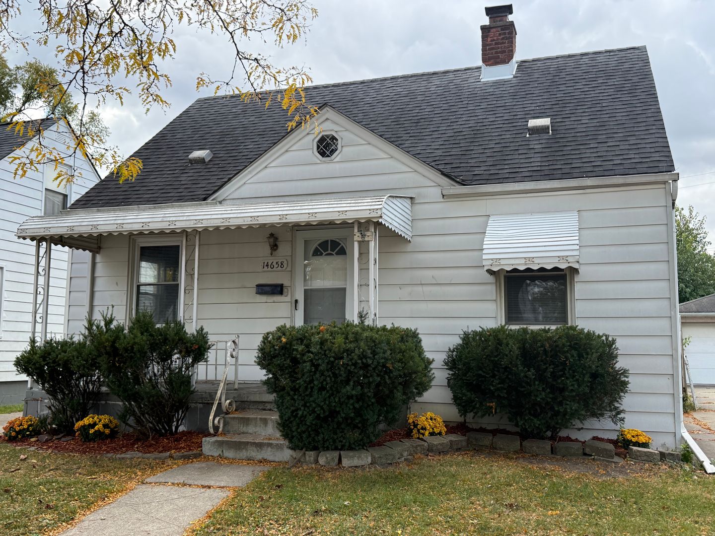 Eastpointe House: 14658 Agnes Ave