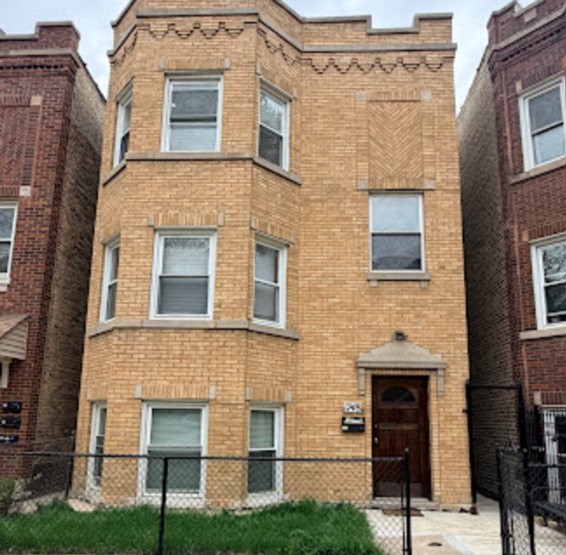 Chicago Apartment: 1748 N Keystone Ave,