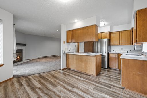HALF OFF 1ST MONTH! Updated 2BD/2BA Liberty Lake Condo Near Golf & Beach