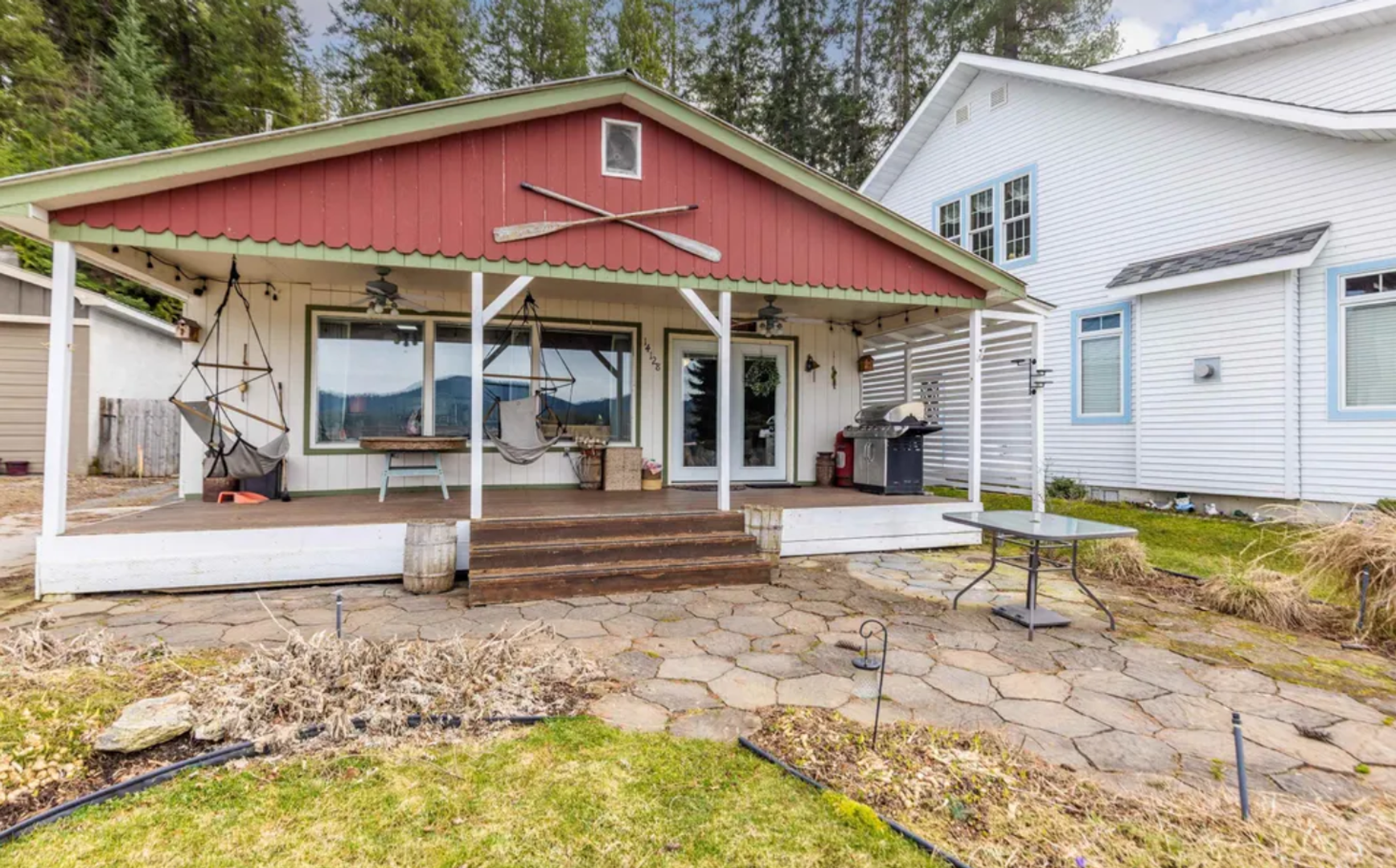 Newman Lake House: 14128 N Meadow Ln