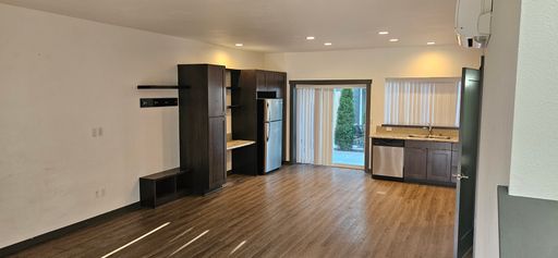 2 Bed 1.5 Bath Modern Townhome in Spokane Valley! – photo 1