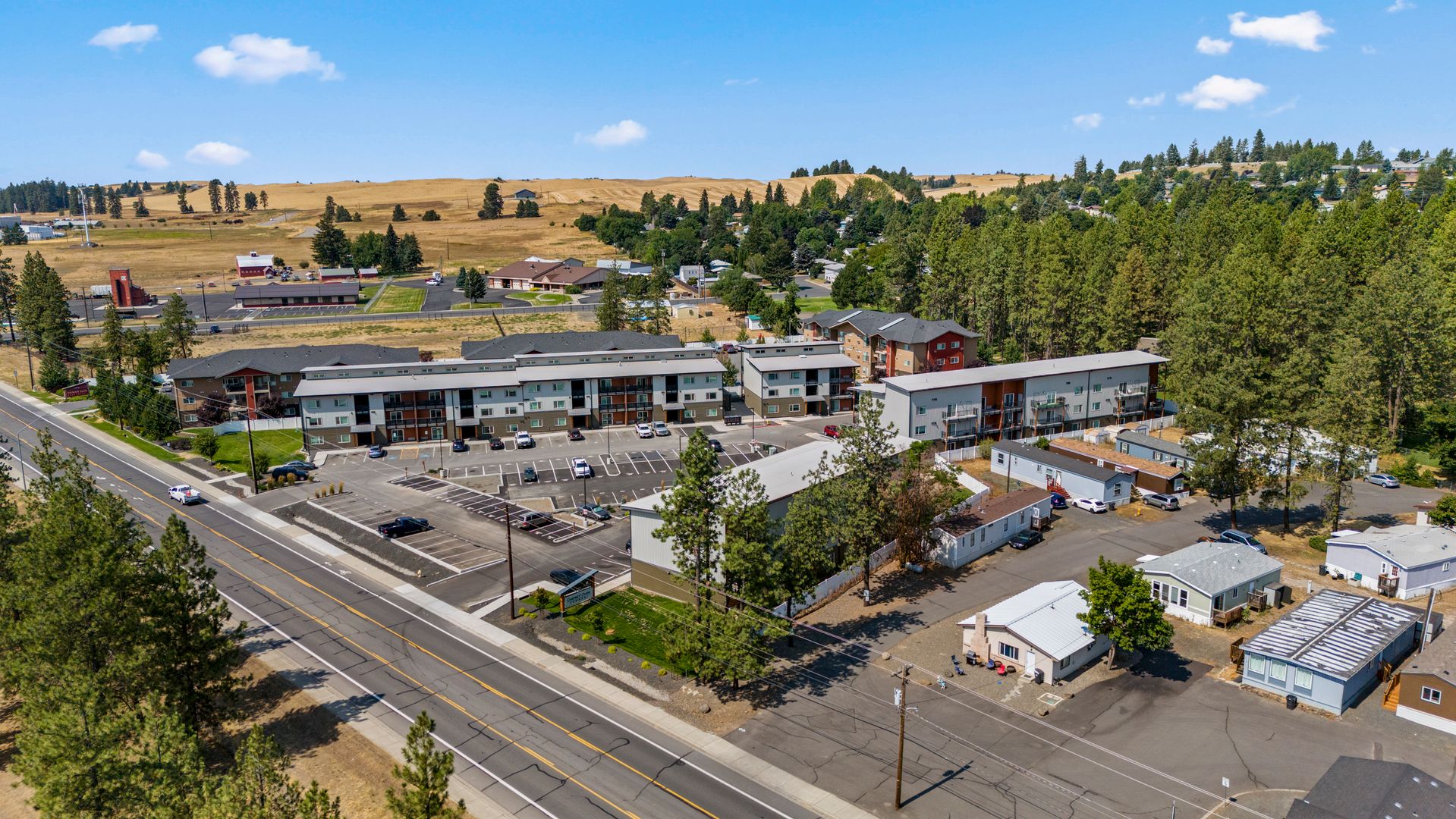 Cheney Apartment: 1026 West 1st Street - D105