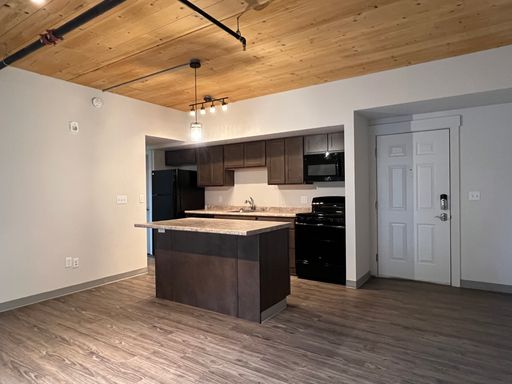 1 Bed 1 Bath Modern Apartment available at the Cheney Park Commons! – photo 1