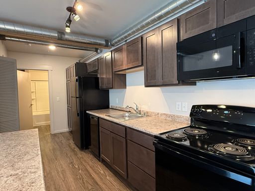 Apartment available at the Cheney Park Commons! – photo 1