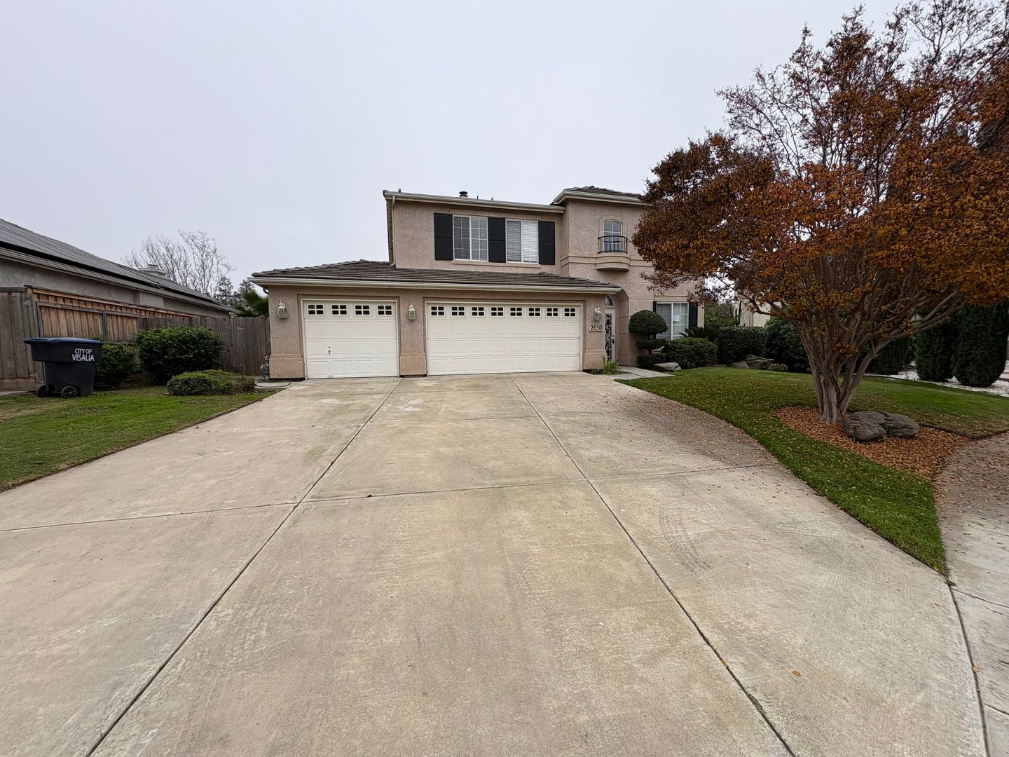 Visalia House: 2650 S Peppertree St