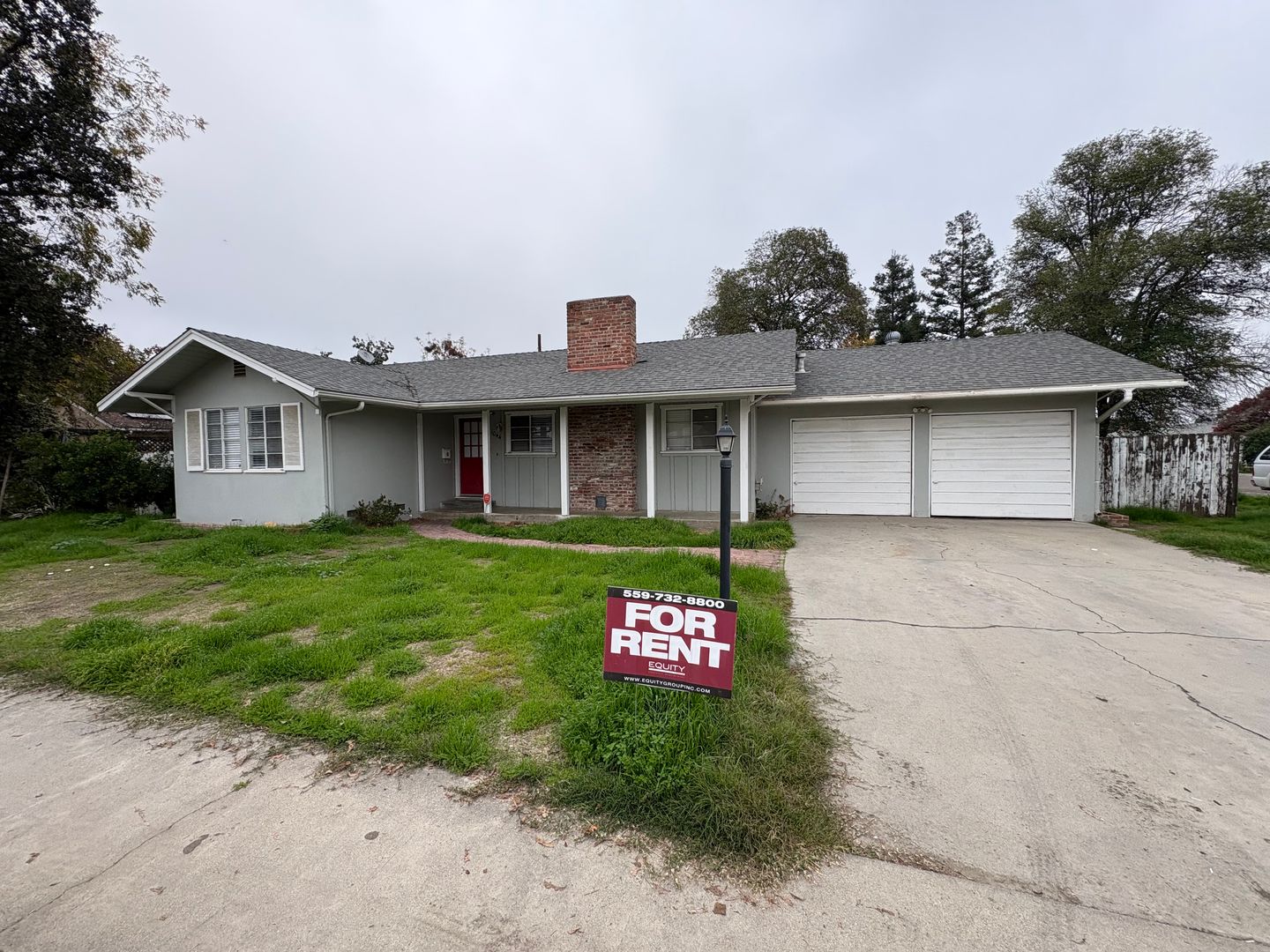 Visalia House: 1044 South Linda Vista St