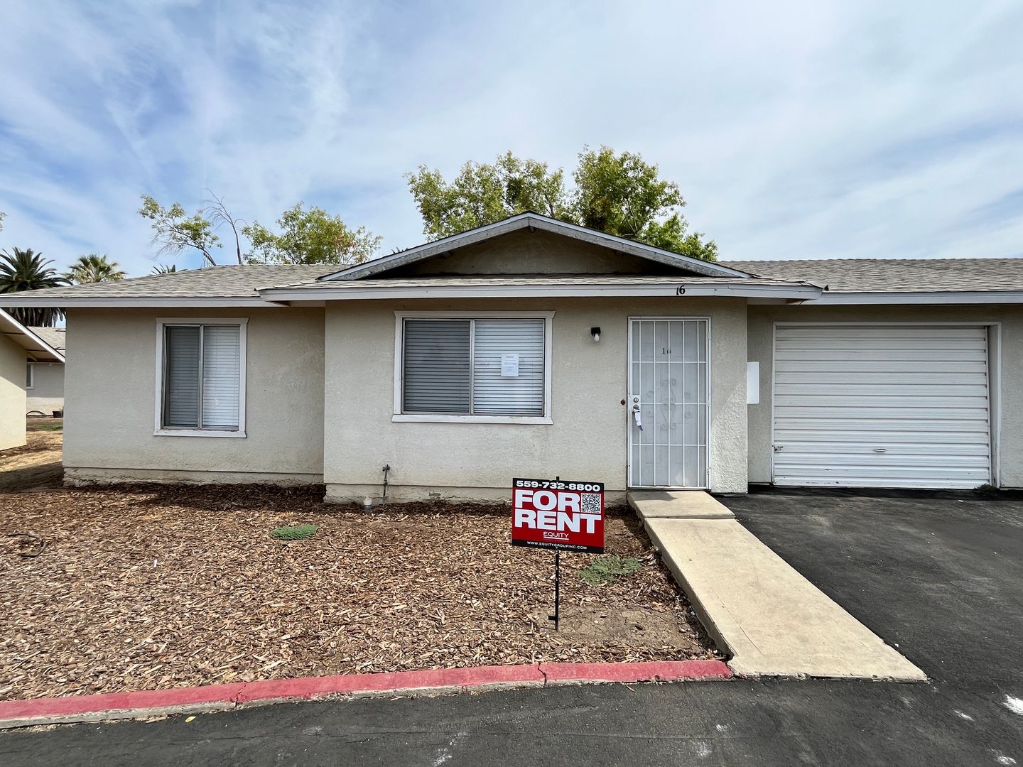 Porterville Apartment: 885 E Putnam Ave