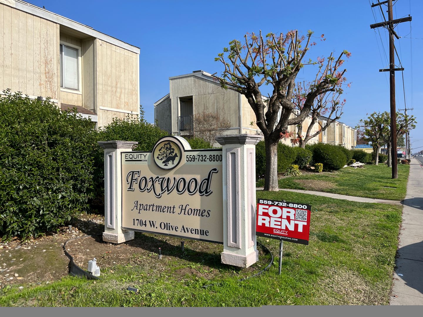 Porterville Apartment: 1704 W Olive Ave