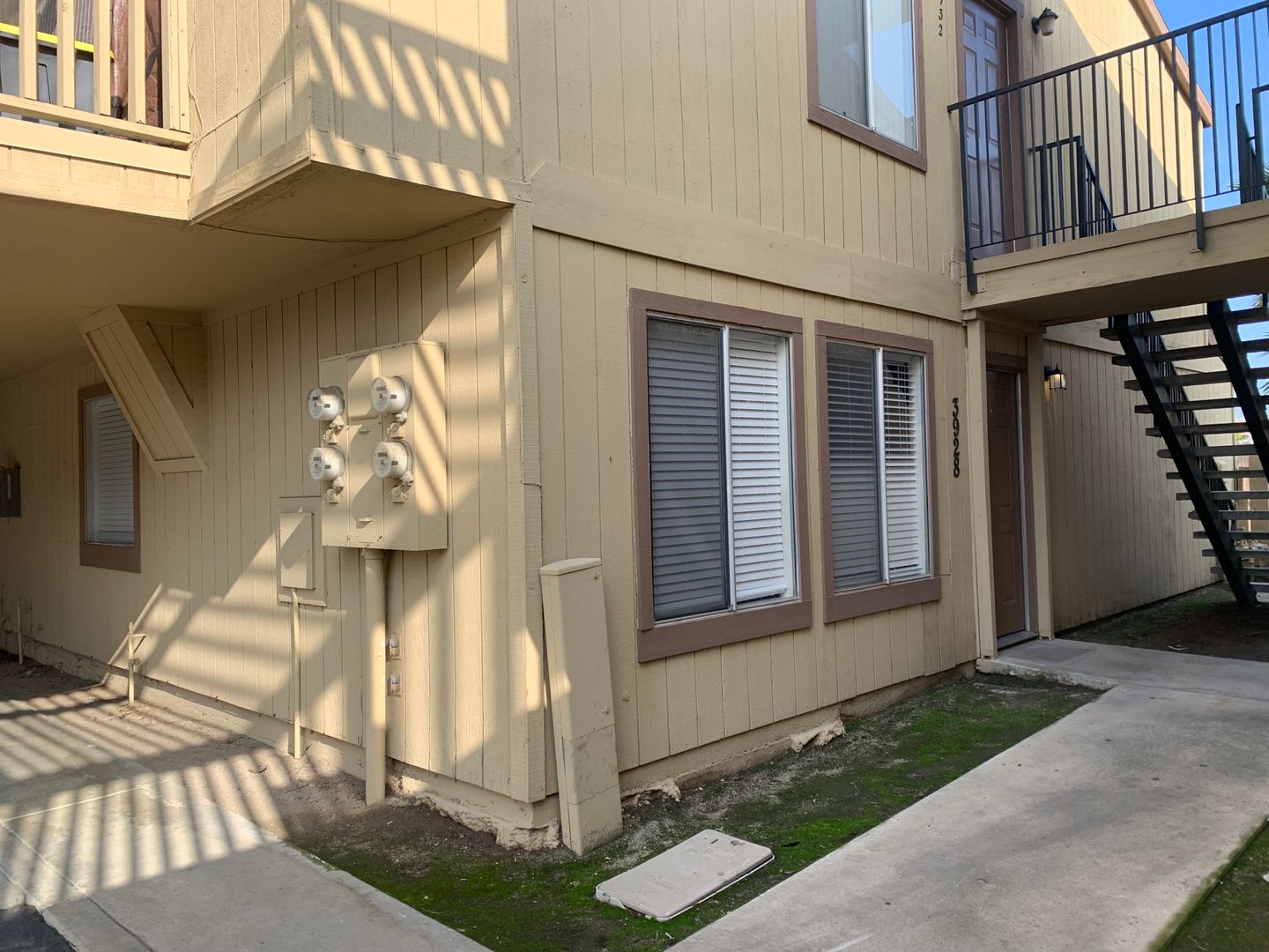 Visalia Apartment: 3900-4054 West Meadow Ave.