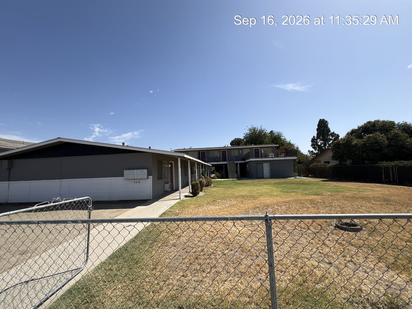 Tulare Apartment: 938 North A Street