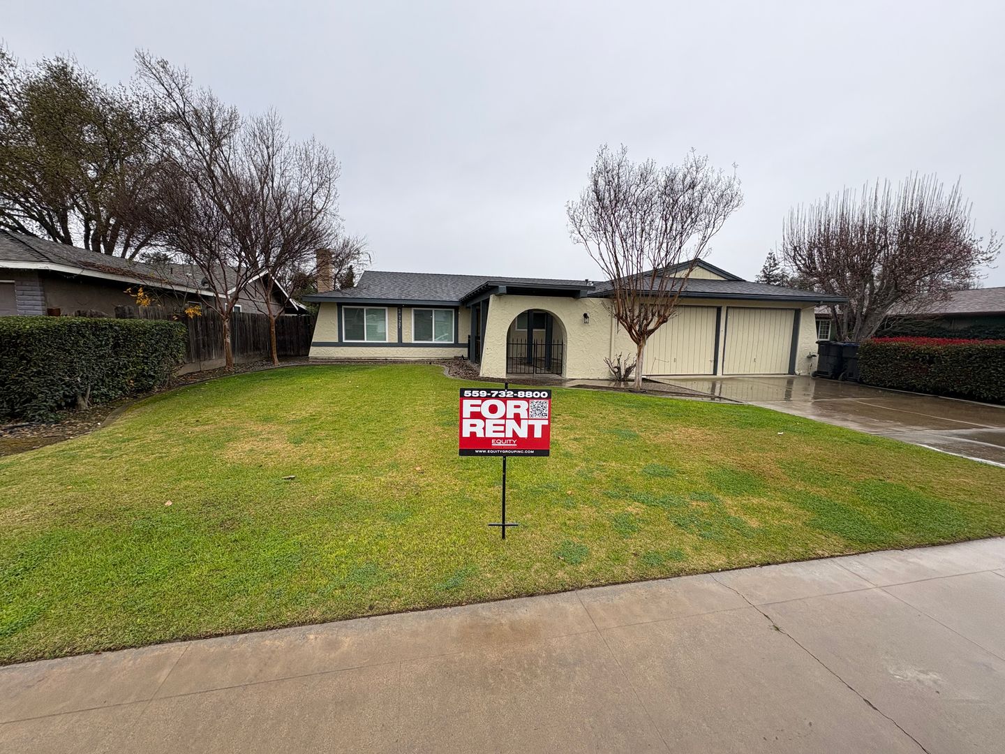 Visalia House: 2727 South Sowell Street