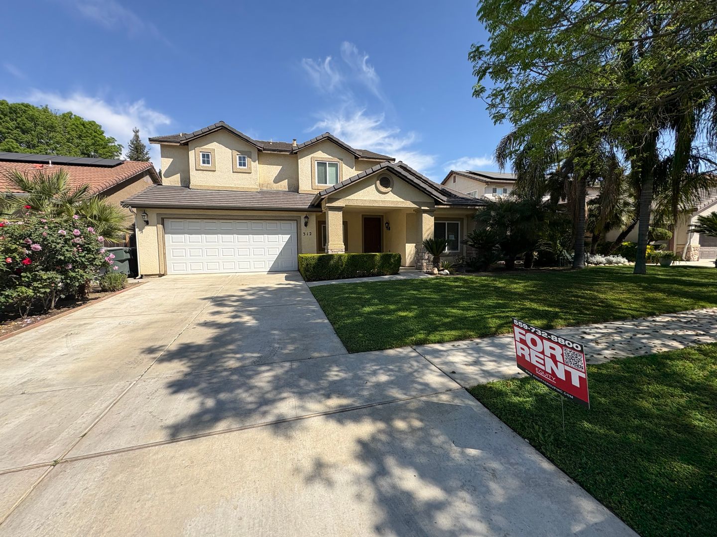 Visalia House: 312 West Reese Ave