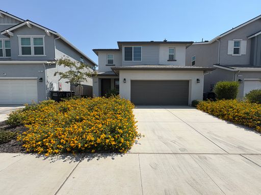 Two-story home in NW Visalia home coming soon! – photo 1