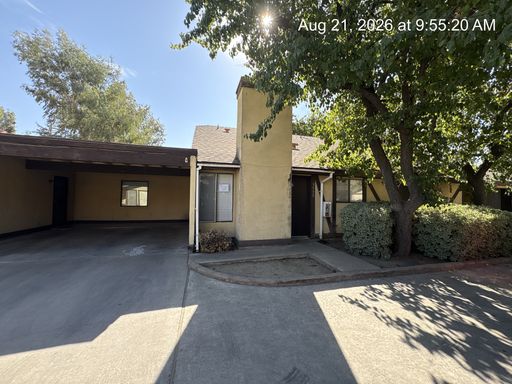 2 Bed, 2 Bath unit on County Center Available now! – photo 1