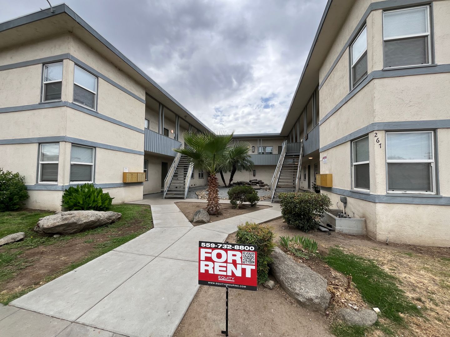 Porterville Apartment: 267 W Belleview Ave