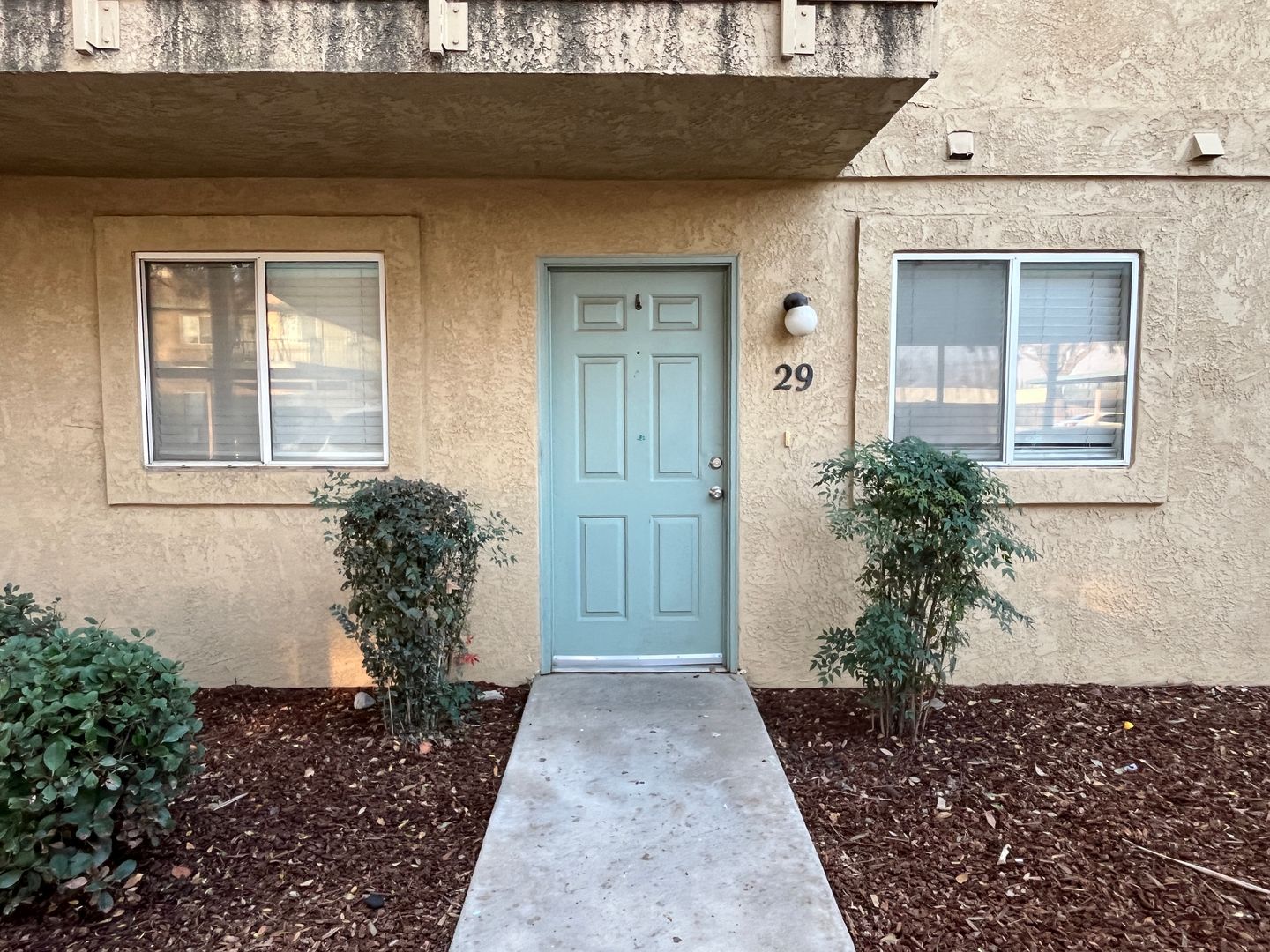 Porterville Apartment: 120 E Henderson Ave