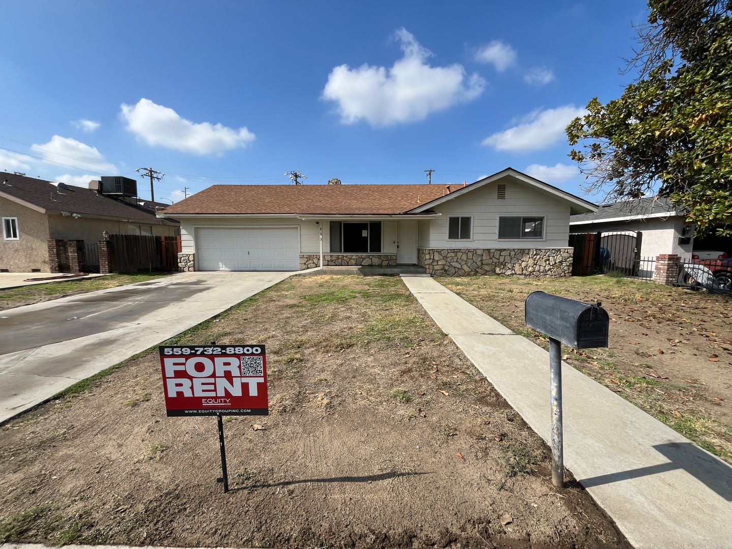 Porterville House: 823 N Belmont St