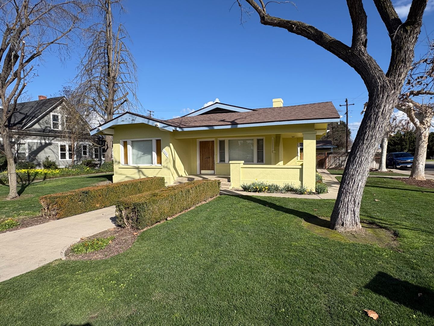 Kingsburg House: 1424 18th Ave