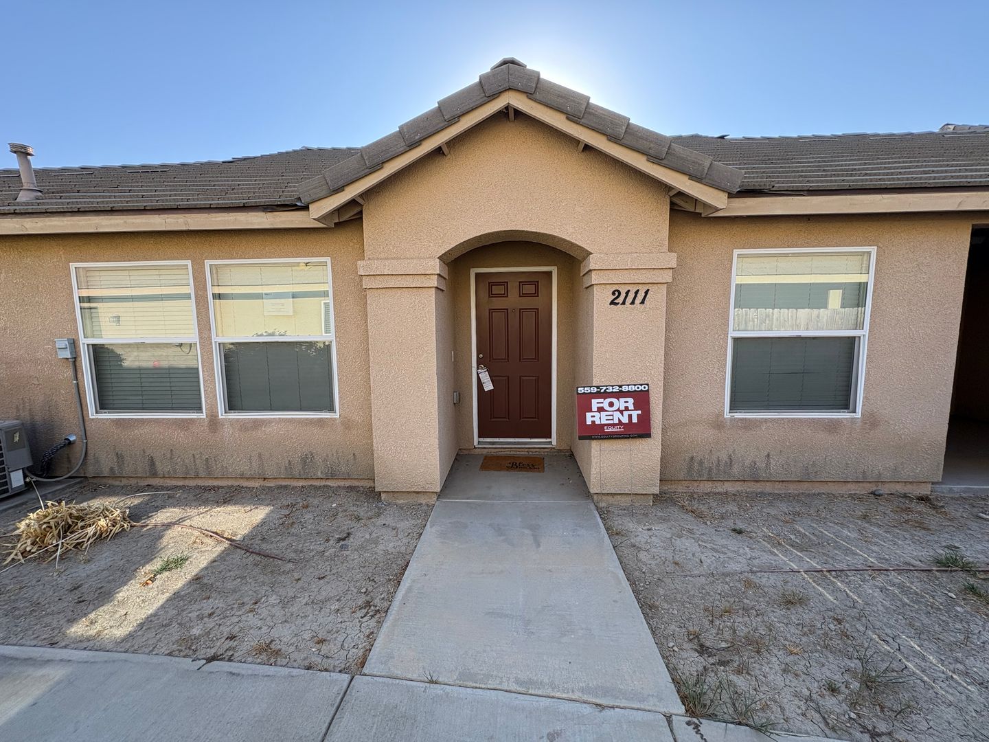 Tulare House: 2111 Bella Oaks Drive