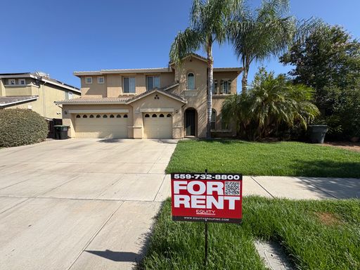 Beautiful 2 Story Home Available Now! – photo 1