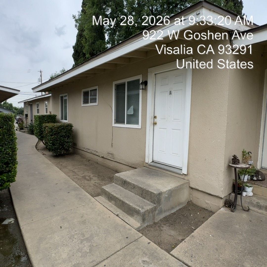 Visalia Apartment: 918-924 West Goshen Ave
