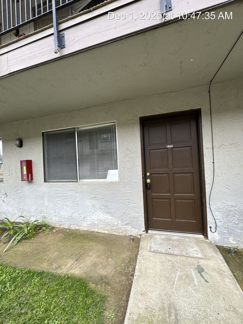 Hanford Apartment: 1855-1893 Emma Lee Lane