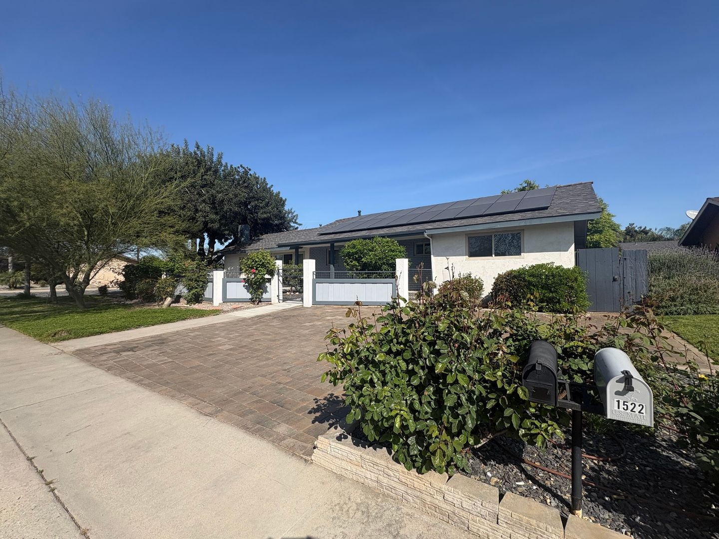 Visalia House: 1522 West Monte Vista Ave