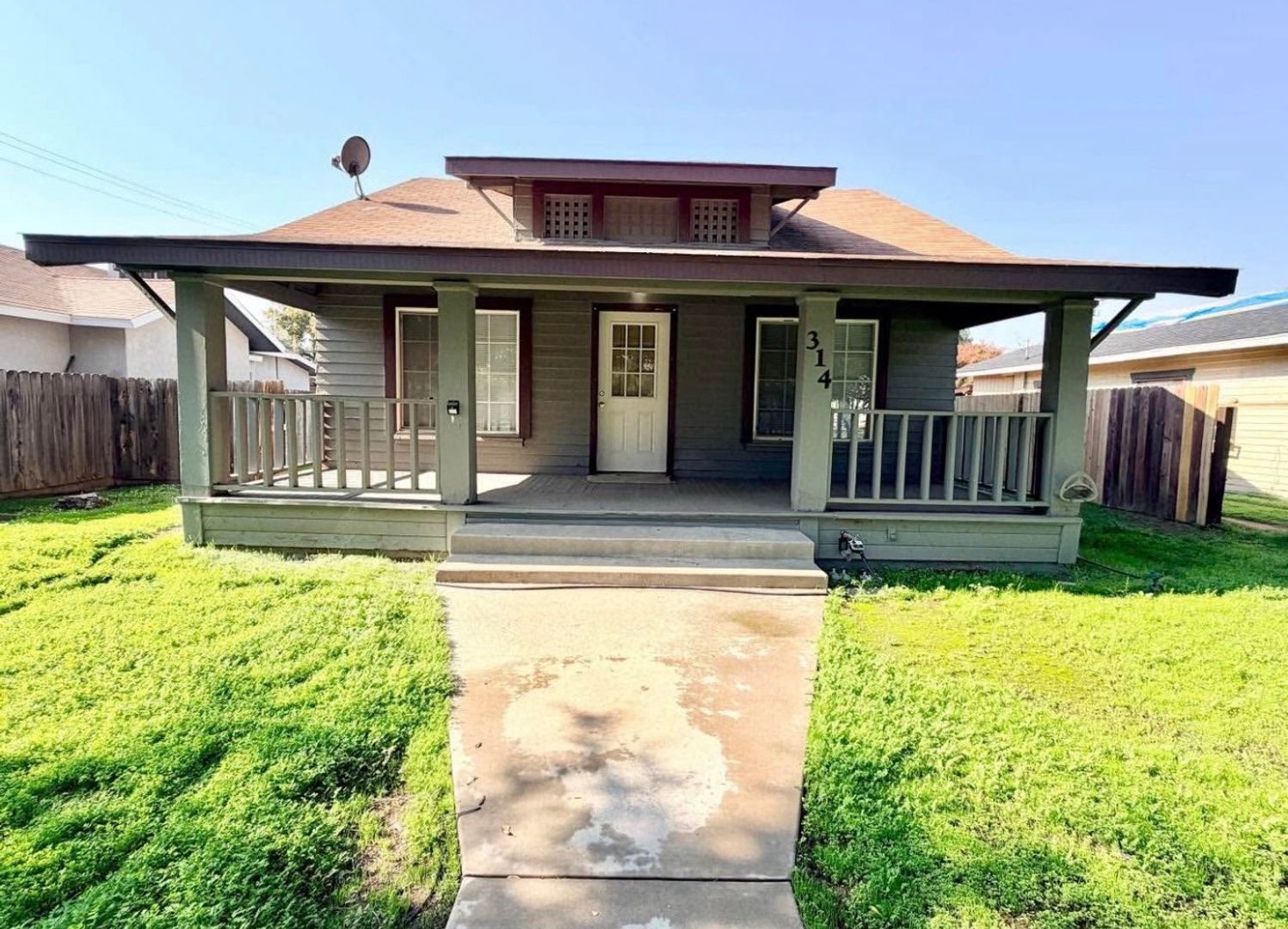 Exeter House: 314 North D St