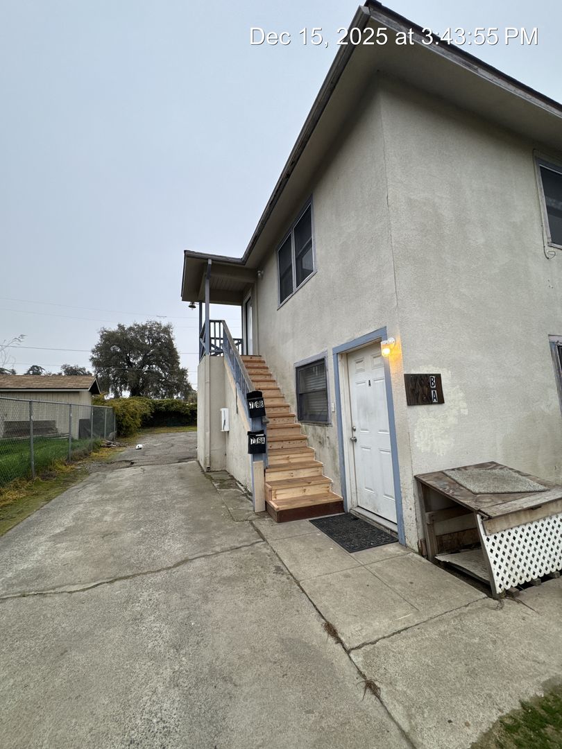 Visalia Apartment: 700 - 706 N Jacob St