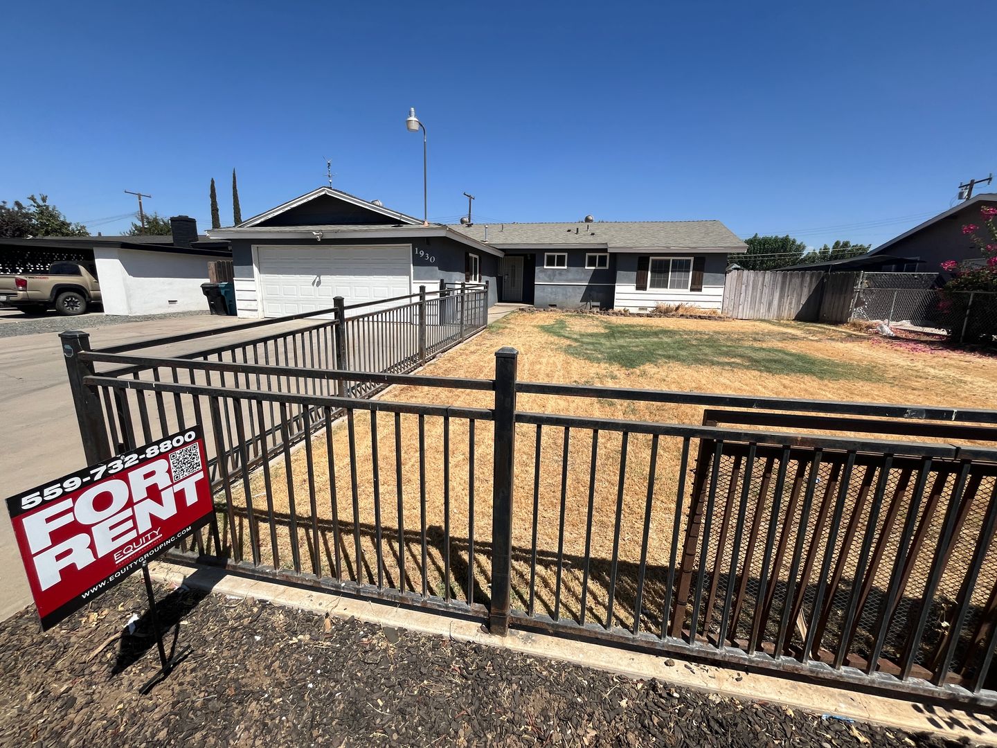 Porterville House: 1930 N Maston St