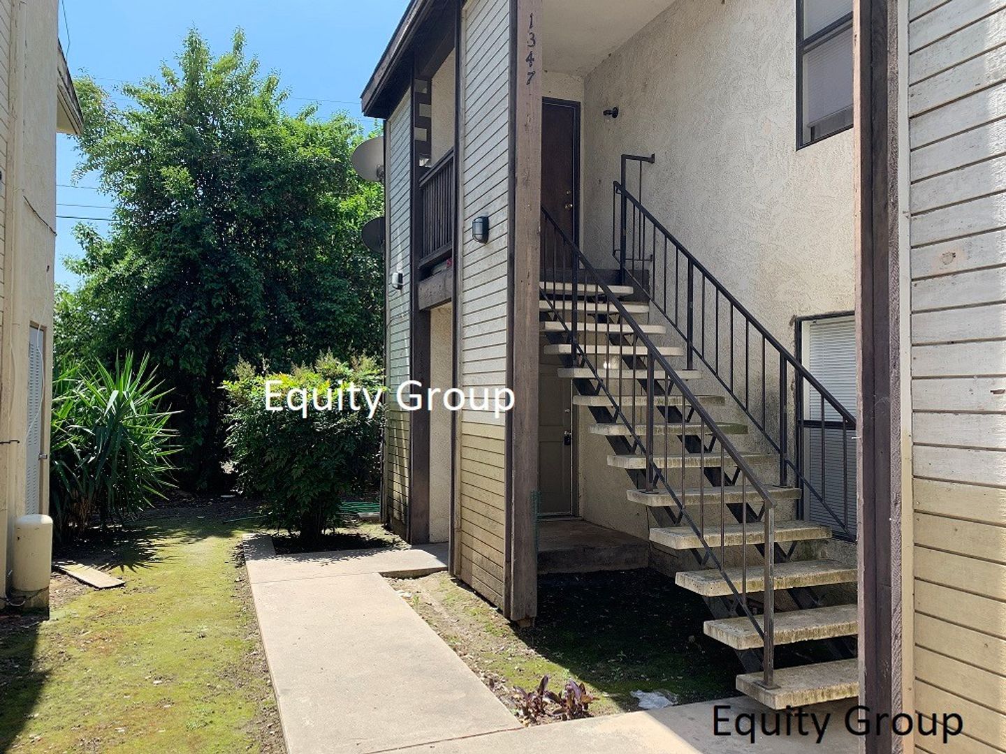 Visalia Apartment: 1301-1347 South Court Street