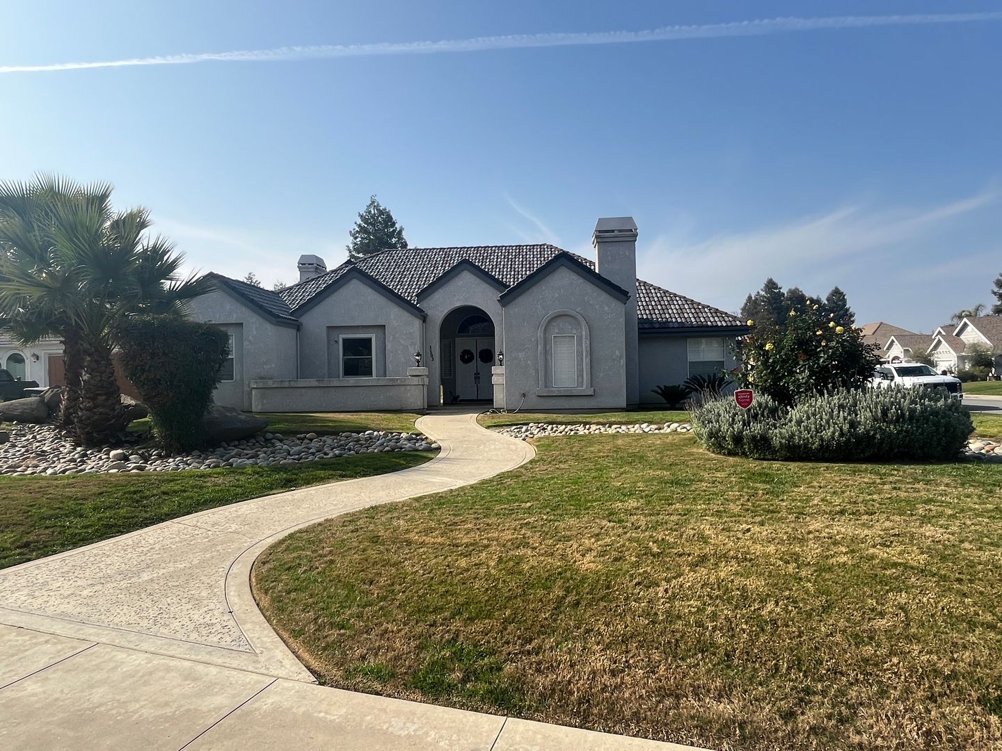 Visalia House: 3503 S Creekside Ct