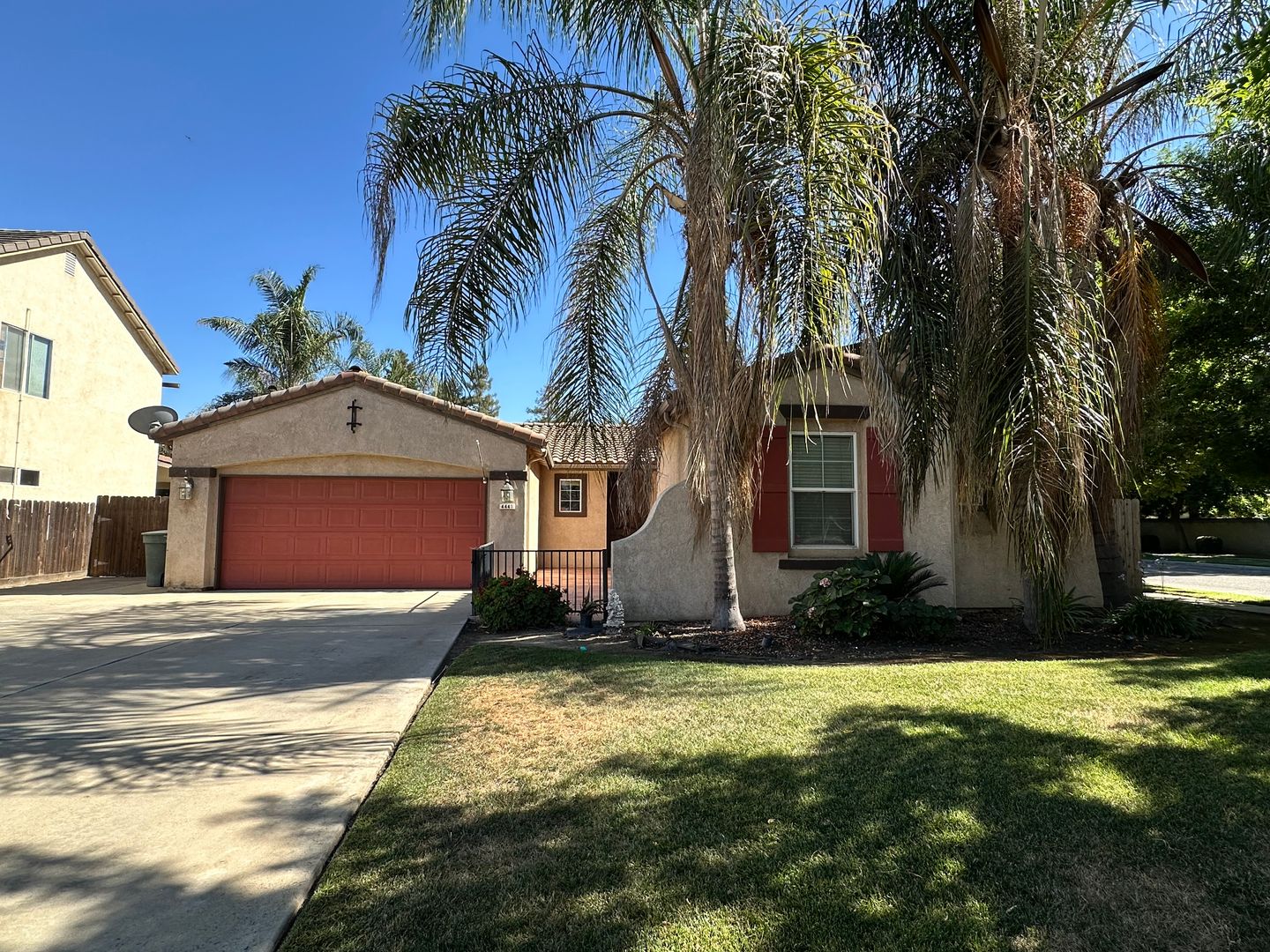 Visalia House: 4441 West Elowin Ave