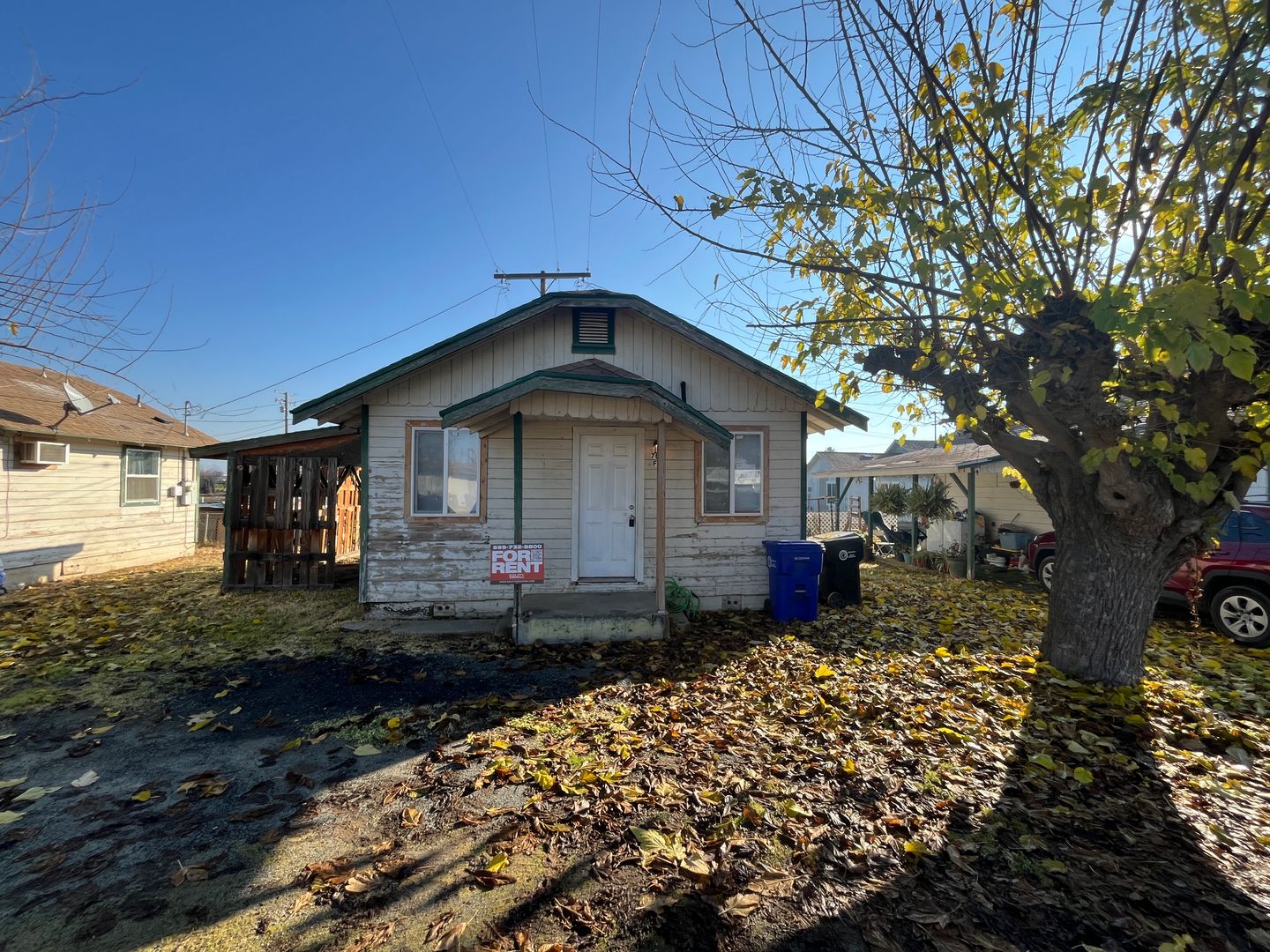 Porterville Apartment: 70 East Yates Ave