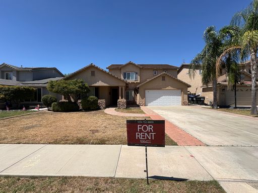 2 Story Home Near Shopping Center Rent Ready! – photo 1