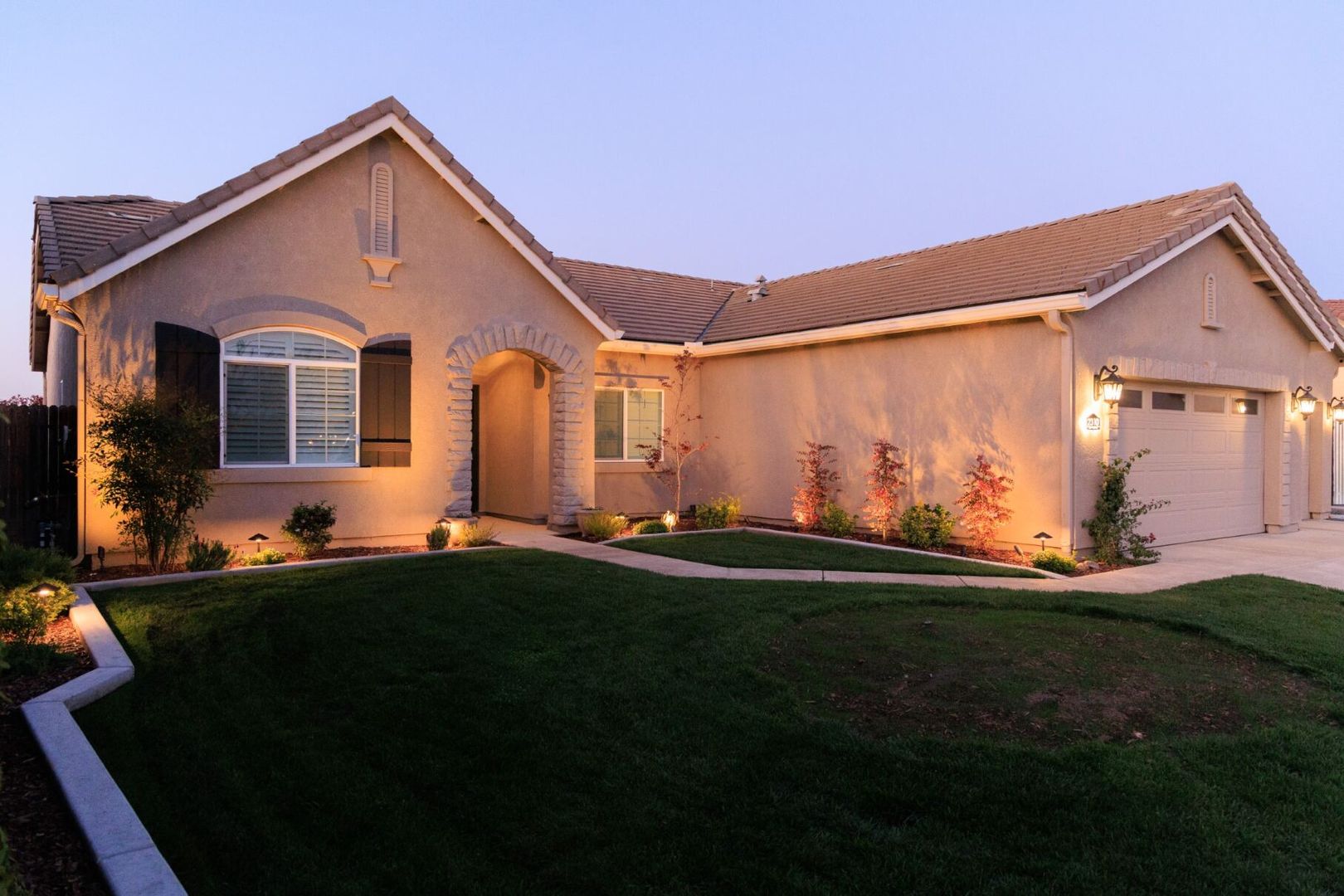 Visalia House: 2310 West Tyler Ave