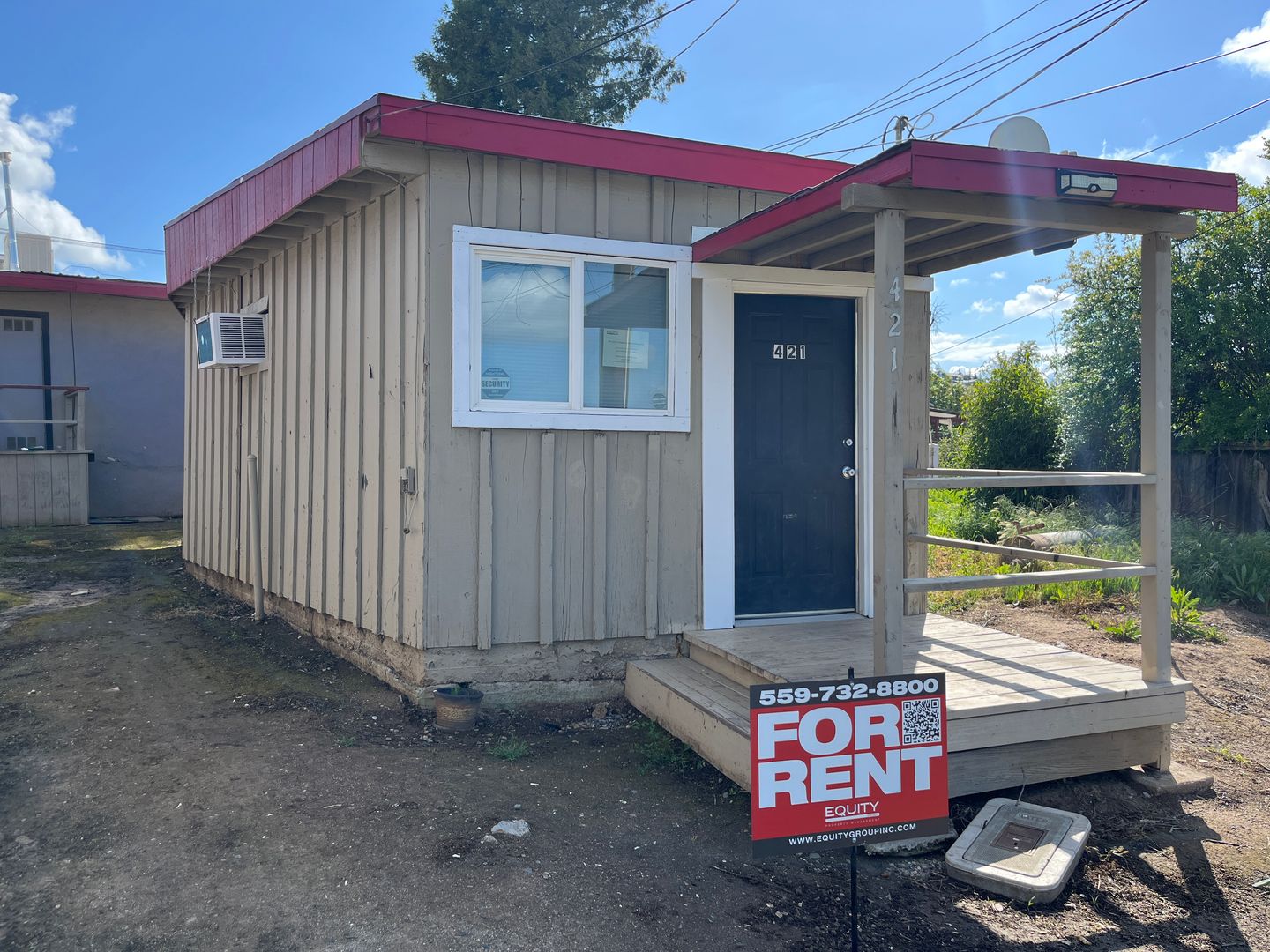 Porterville Apartment: 405-425 West Westfield Ave