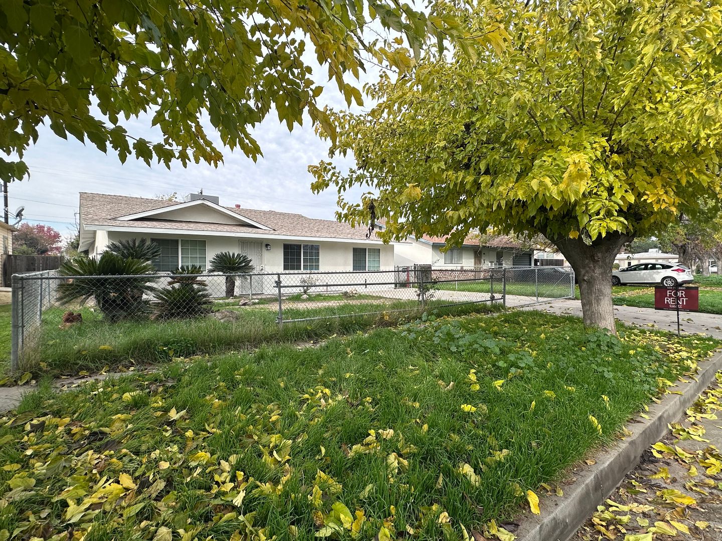 Tulare House: 145 North A Street