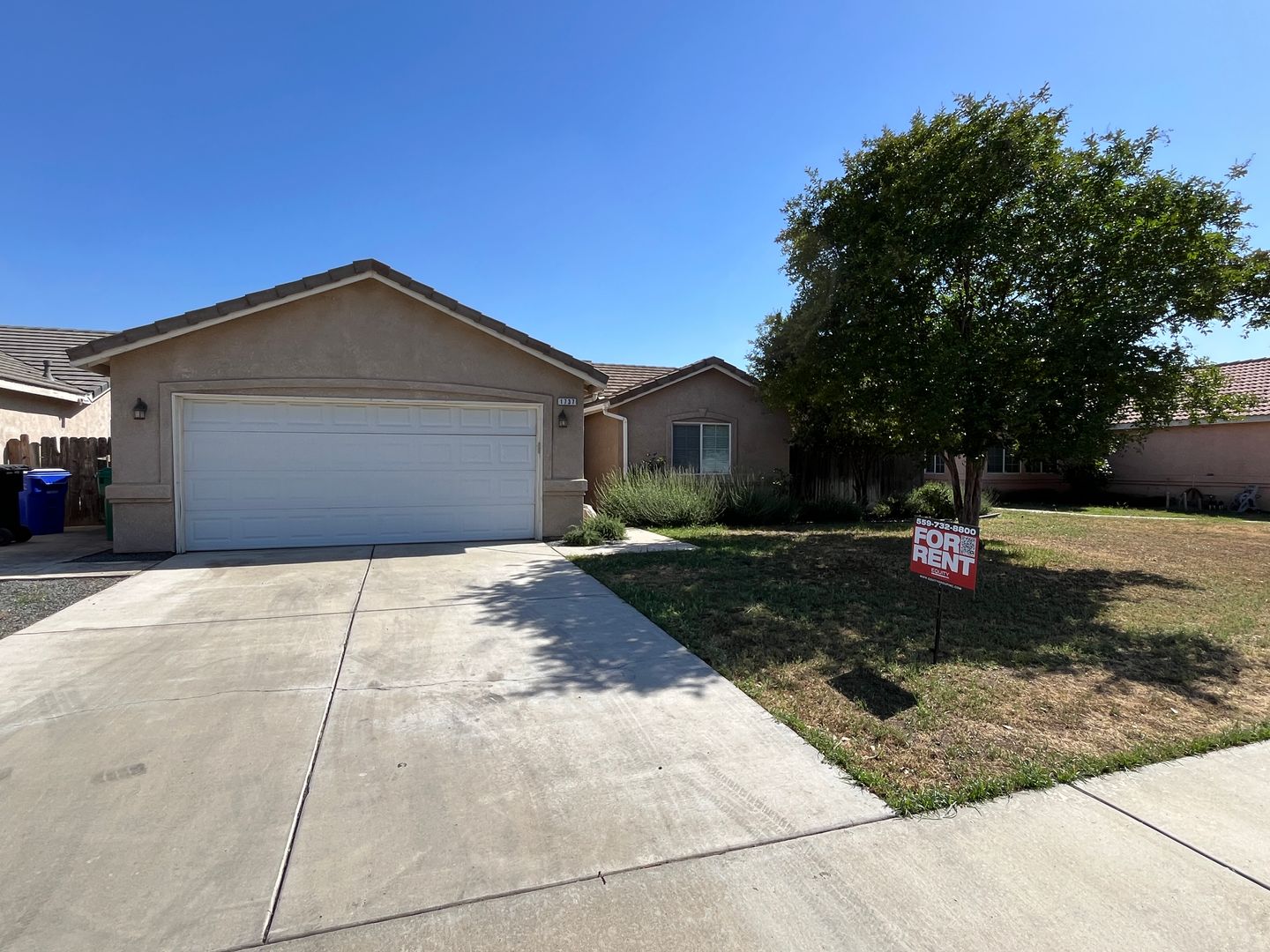 Porterville House: 1737 W Median Ave