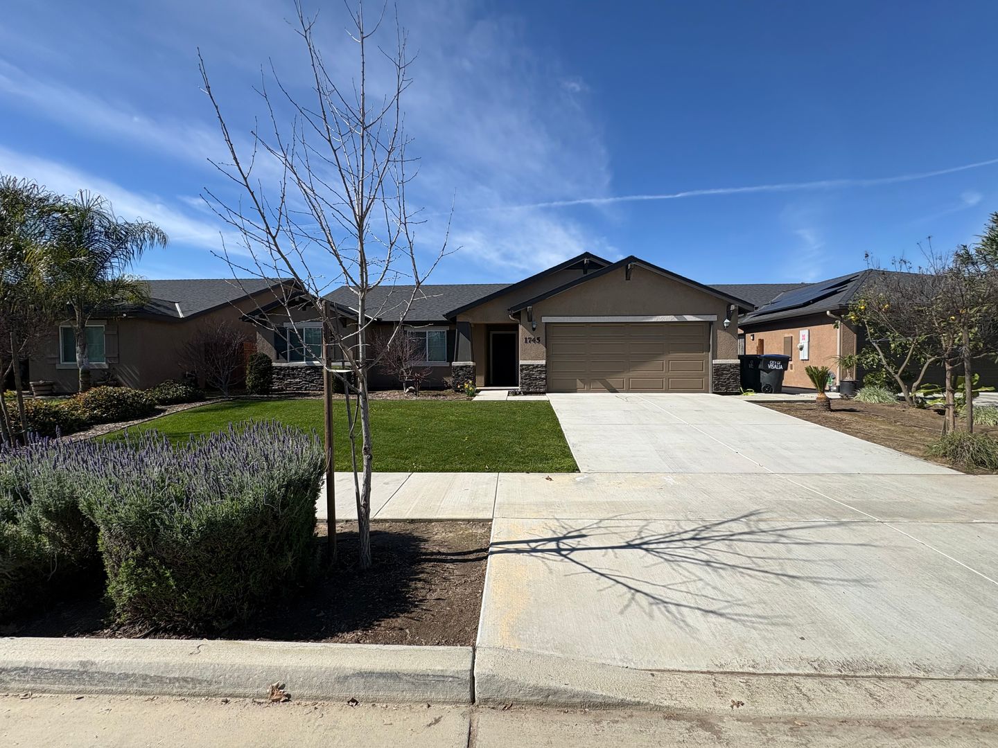 Visalia House: 1745 North Virmargo St