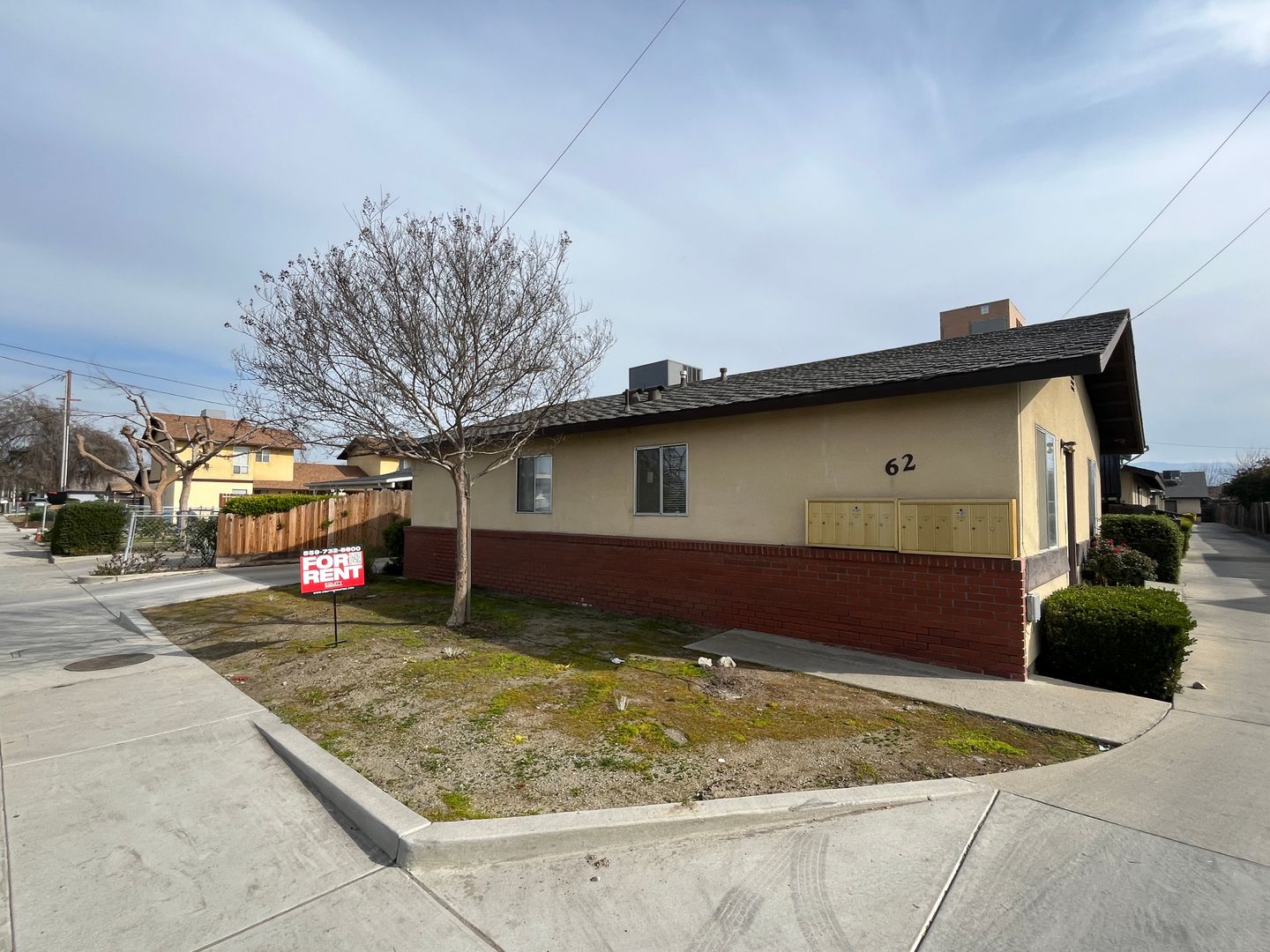 Porterville Apartment: 62 N Villa St