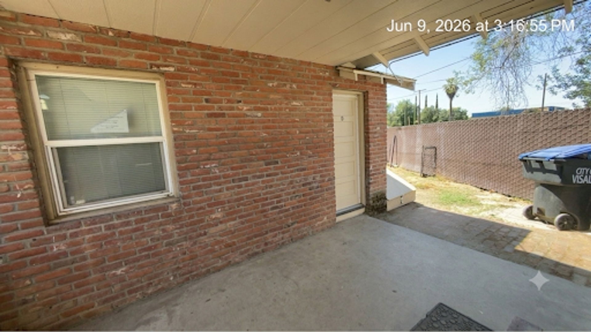 Visalia Apartment: 1205 N. Willis St