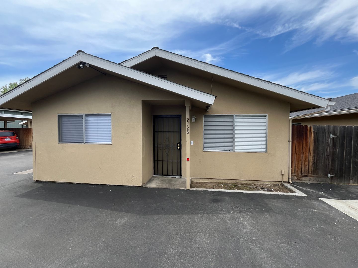 Visalia Apartment: 2724-2728 South Sallee Ct