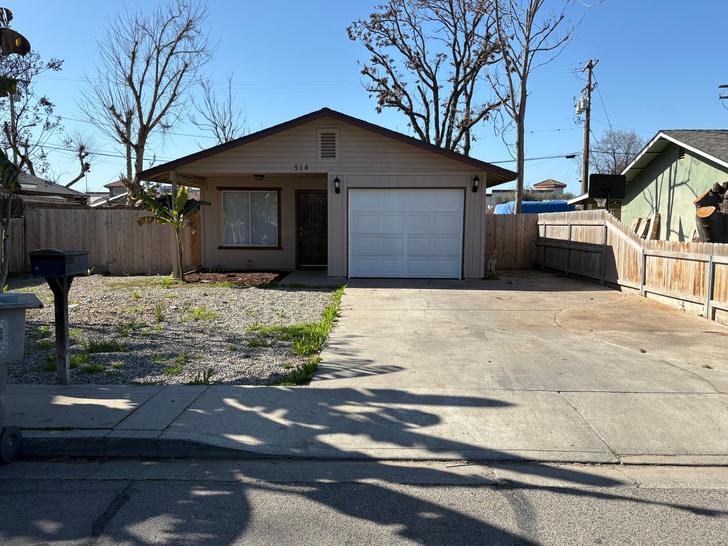 Visalia House: 514 North Summers St