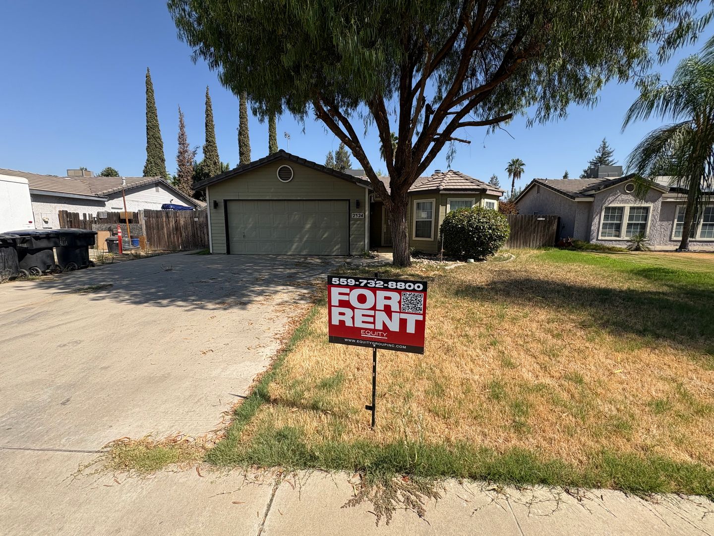 Visalia House: 2324 West Delta Ave