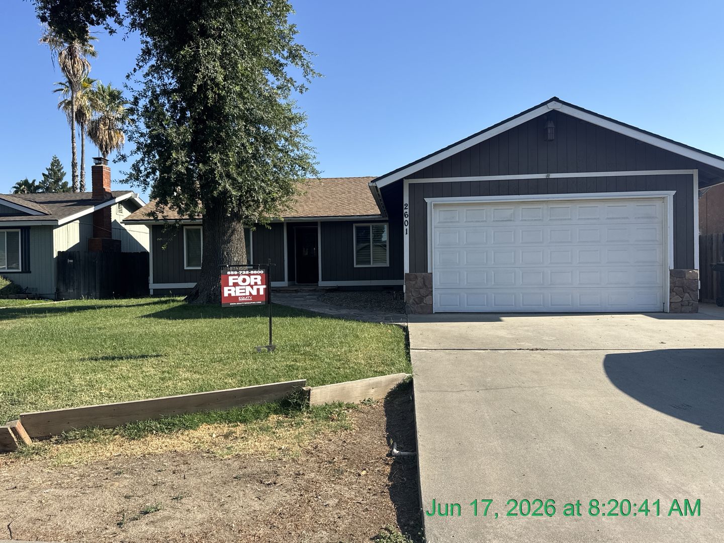 Visalia House: 2601 S Kloth Dr