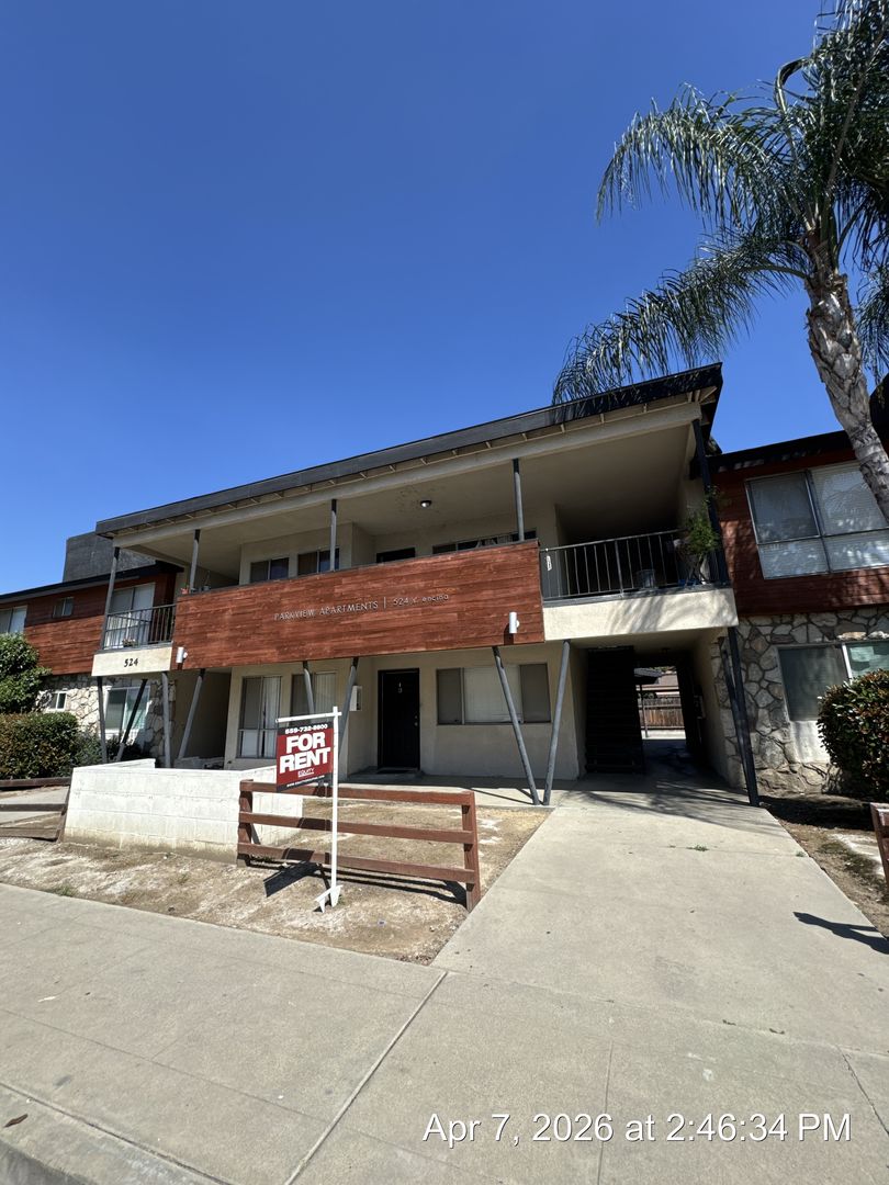 Visalia Apartment: 524 South Encina Street